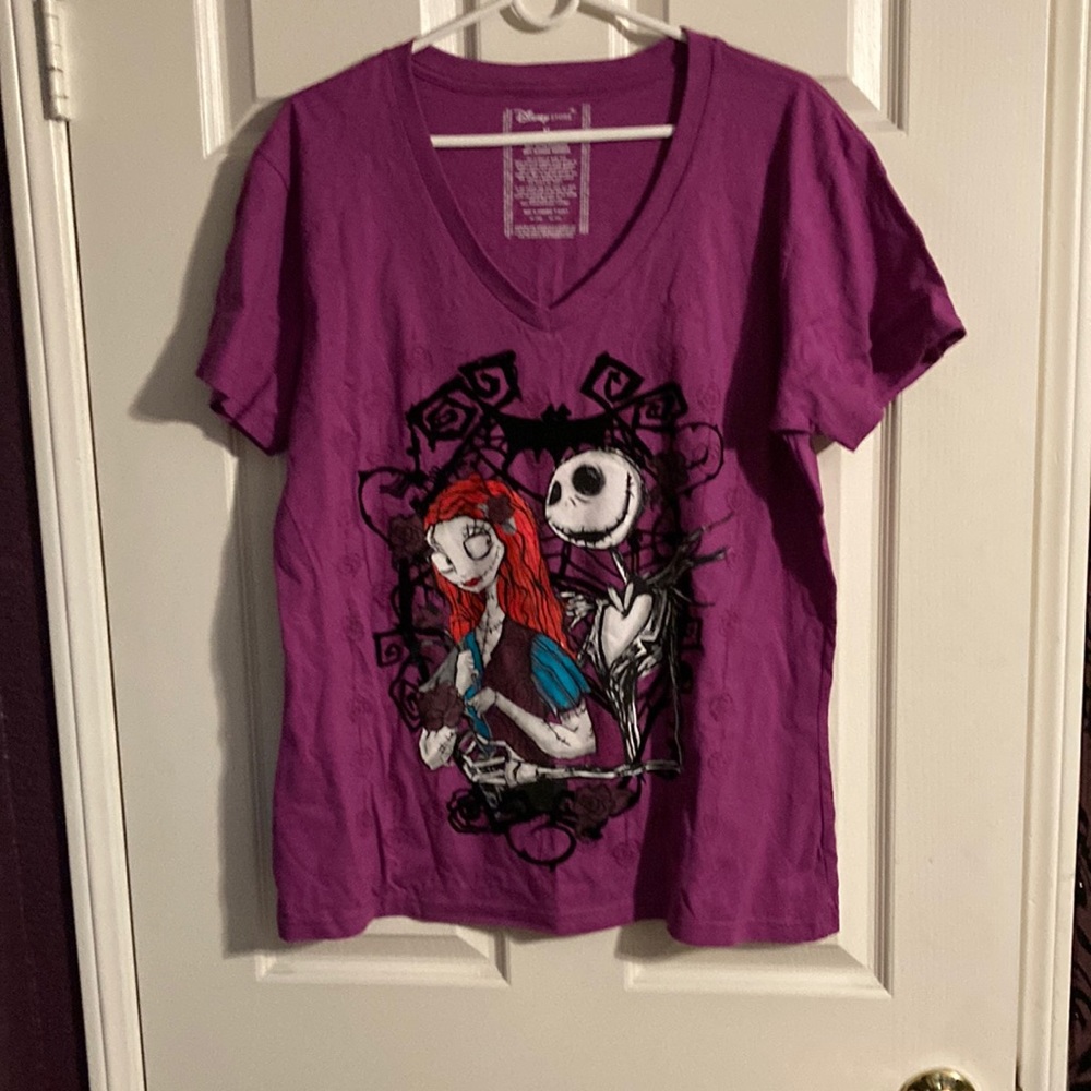 Disney Tim Burton Nightmare Before Christmas Black V Neck T Shirt, Size XL